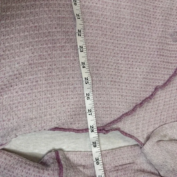 We The Free Purple Pink Waffle Knit Distressed Cropped oversized Hoodie large - Picture 4 of 5